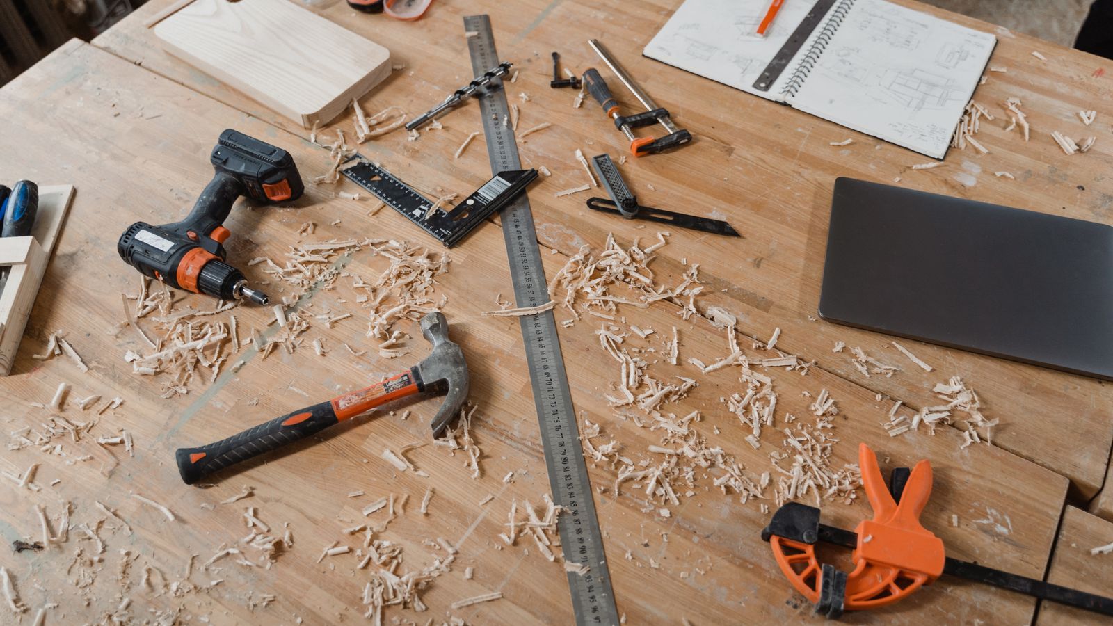 Workbench project with tools and plans